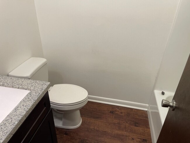 Building Photo - House on nice lot in Beauregard!