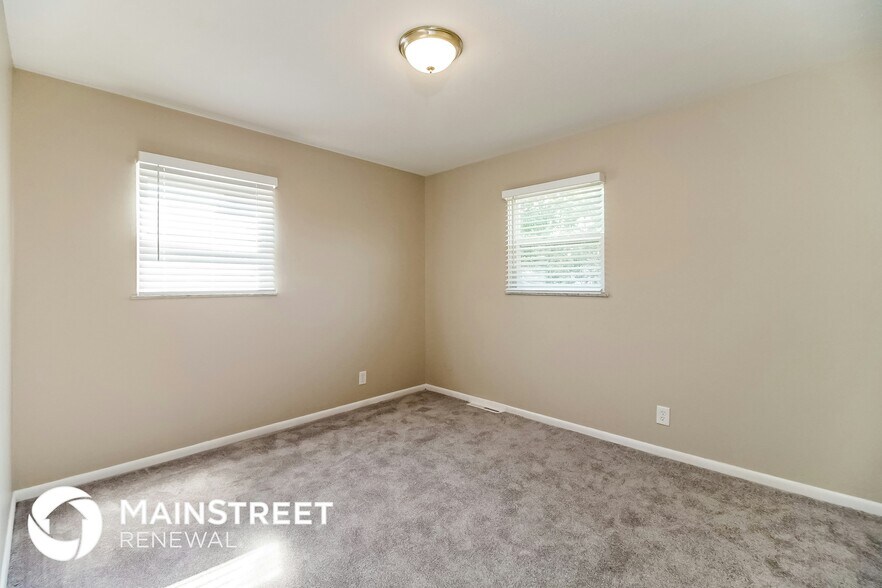 Building Photo - 3193 Elmreeb Dr