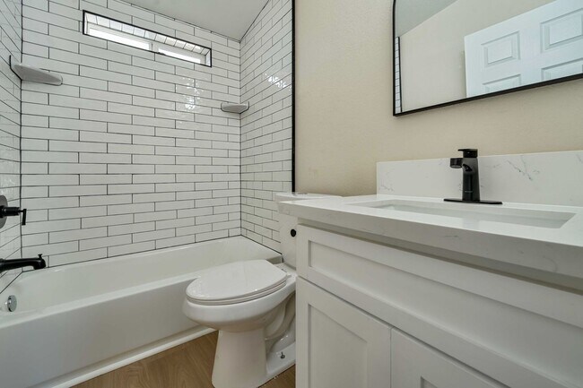 Building Photo - Rare Opportunity to Rent Main House and De...