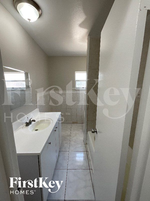 Building Photo - 6621 Pebble Beach