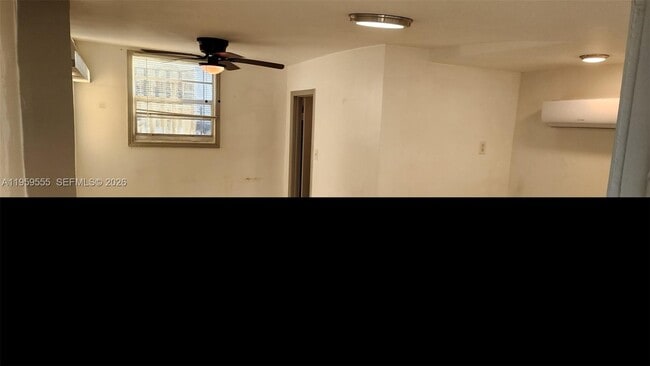 Building Photo - 2272 SW 8th St