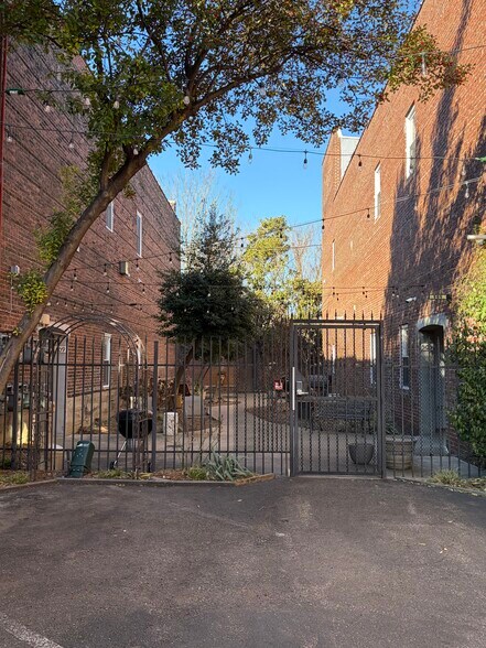 Garden area - 505 S Main St