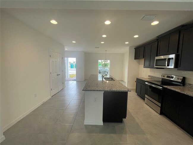 Building Photo - 1313 Blazing Star Ln