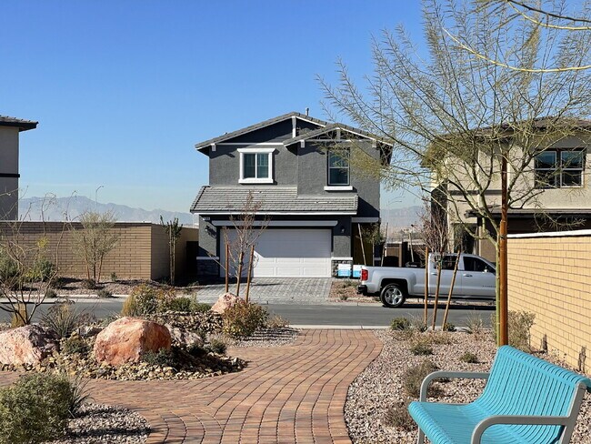 Building Photo - 4 BED 2.5 BATH 2 CAR GARAGE SINGLE FAMILY HOME IN CADENCE, HENDERSON w/ LARGE BACKYARD
