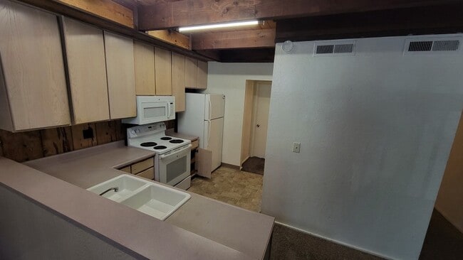 Building Photo - 162 Aynes Ct