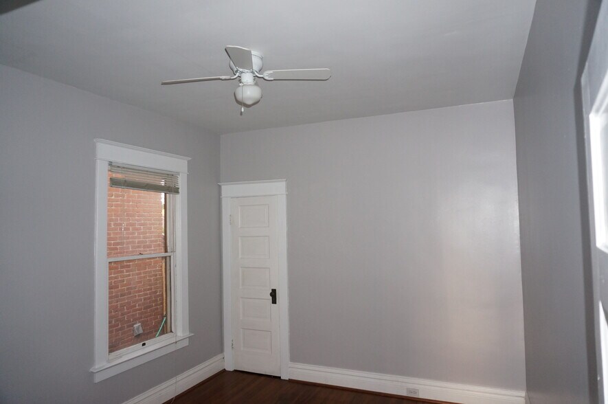 Bedroom 2 facing back of house - 2844 N Marion St