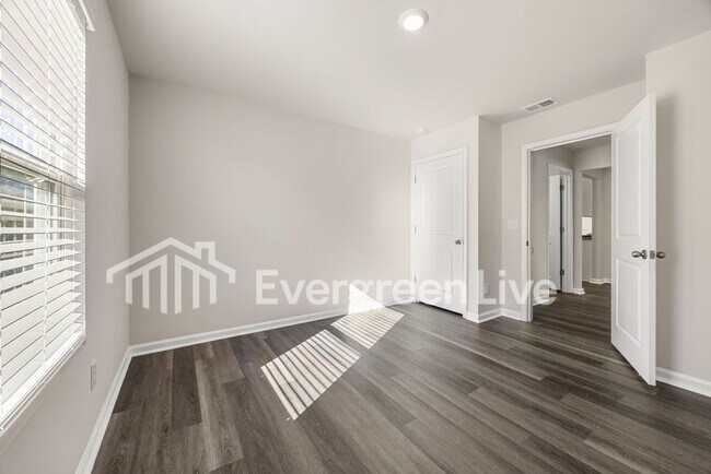 Building Photo - Coming Soon!