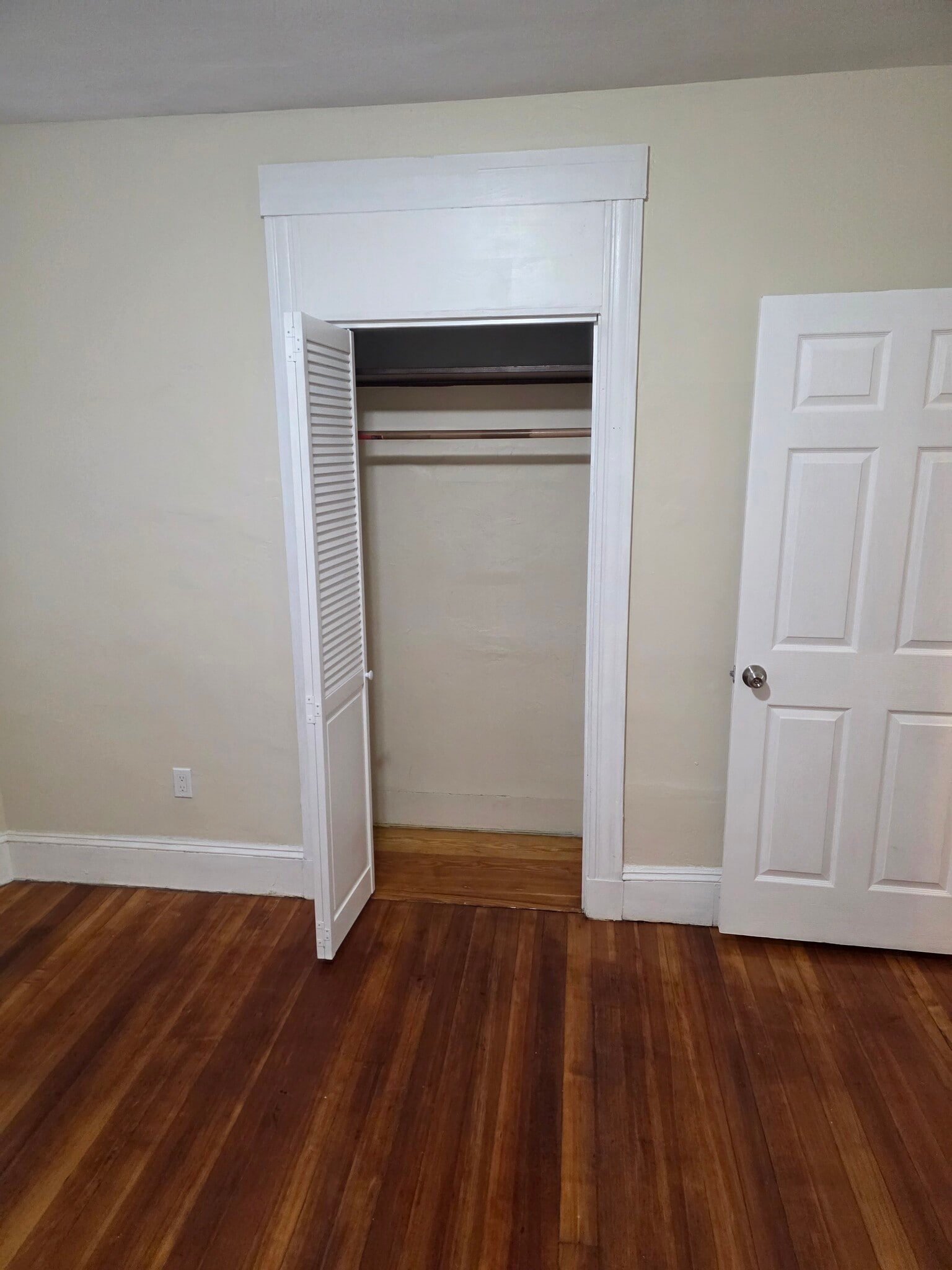 Building Photo - 64 Topliff St