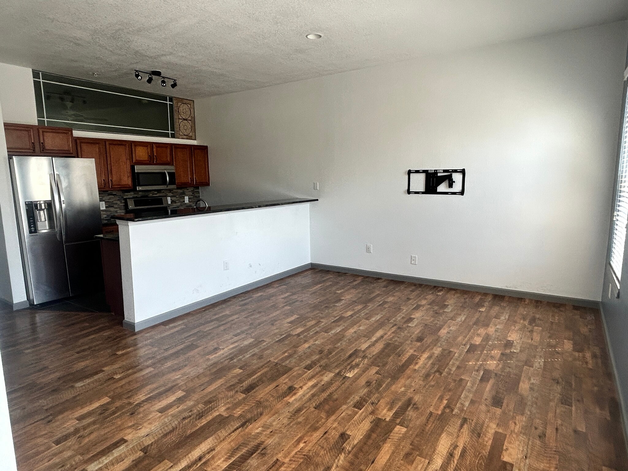 Living Room - 15475 Andrews Dr