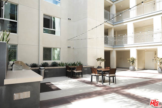 Building Photo - 12655 Bluff Creek Dr