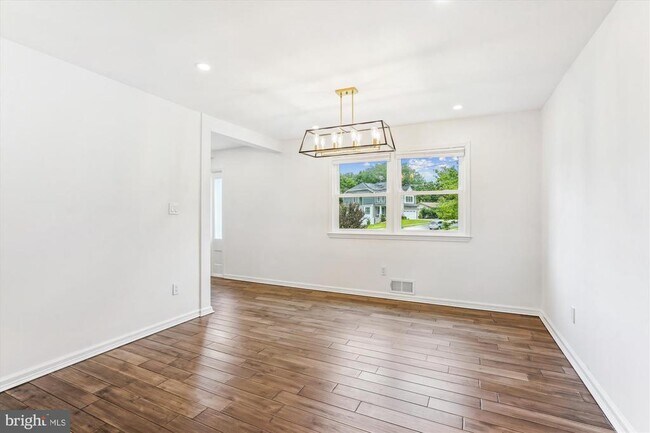 Building Photo - 8411 Berea Ct