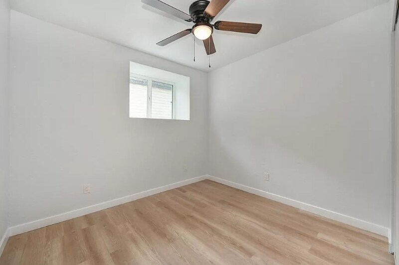 Building Photo - 1419 30th St