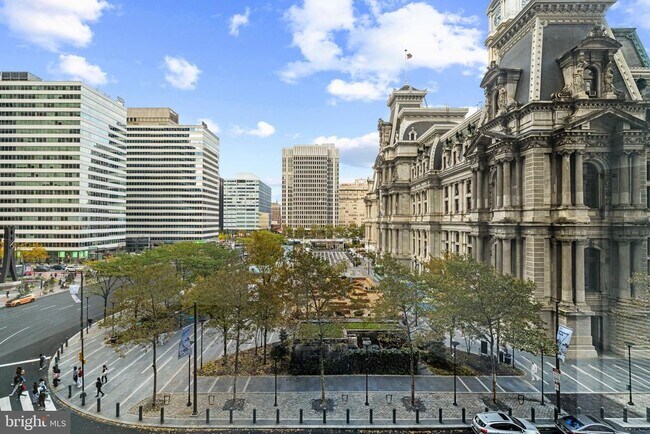 Building Photo - 1414 S Penn Square