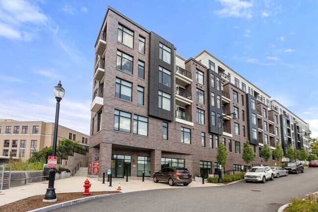 Building Photo - 191 Washington St