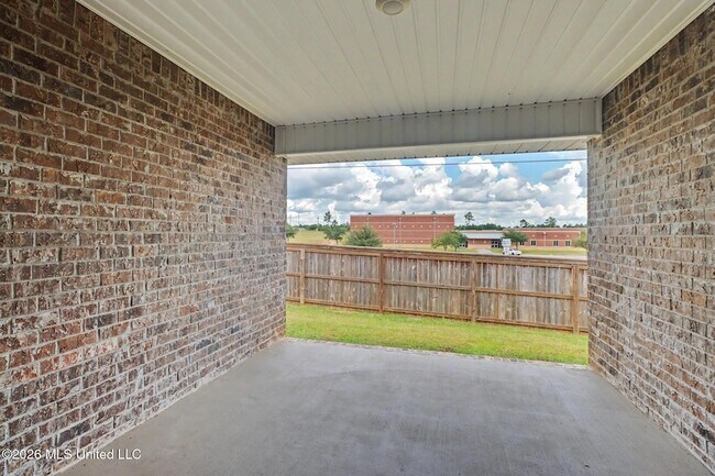 Building Photo - 14027 Oak Arbor Dr