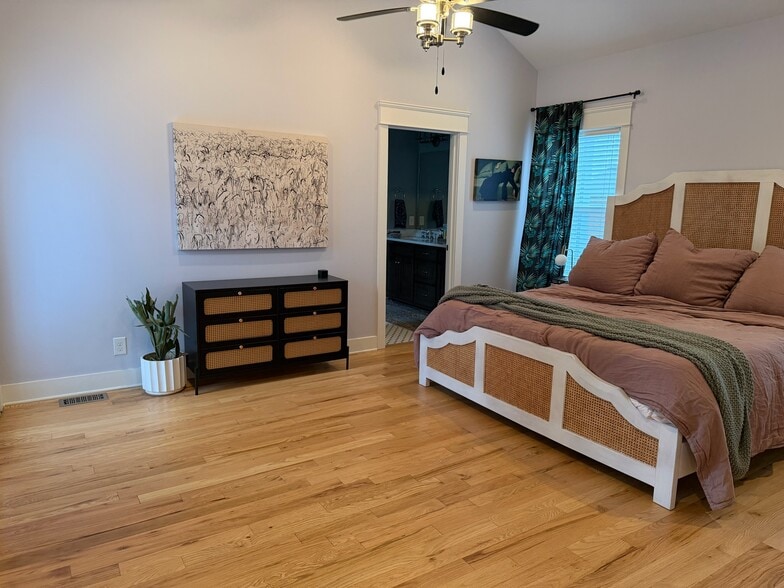 Master Bedroom with a walk in closet and master bathroom - 1510 Ward Ave