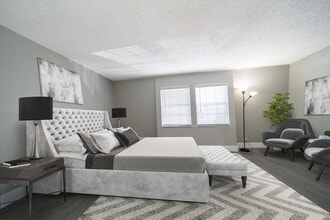 Building Photo - Piper Village West