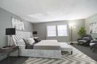 Building Photo - Piper Village West