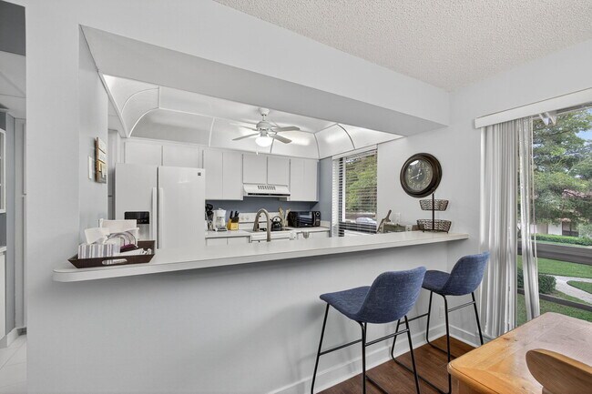 Building Photo - 134 Brackenwood Rd