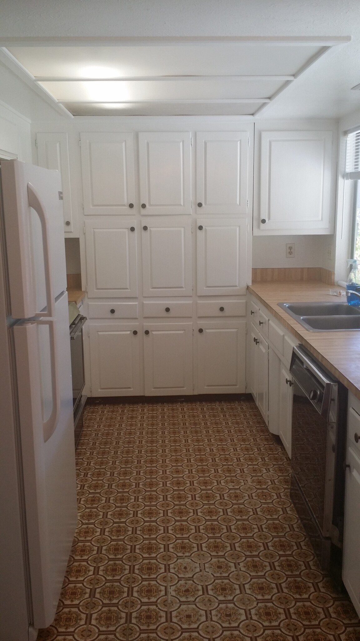 Building Photo - 2200 Cleopatra Pl NE