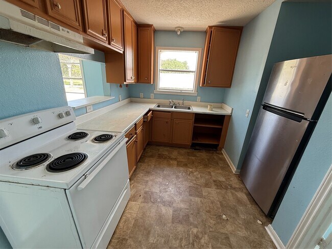 Building Photo - 1414 East Ave