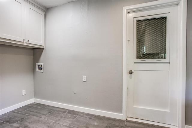 Building Photo - 3133 San Paula Ave