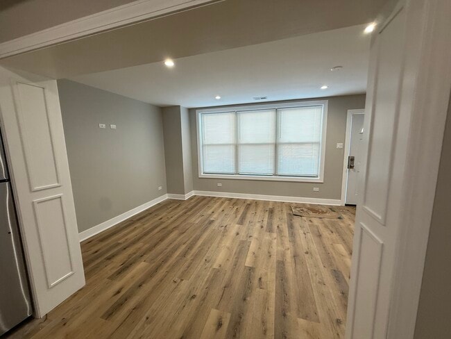 Building Photo - 6634 Cermak Rd