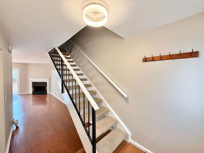 Building Photo - 7704 Falcon Rest Cir