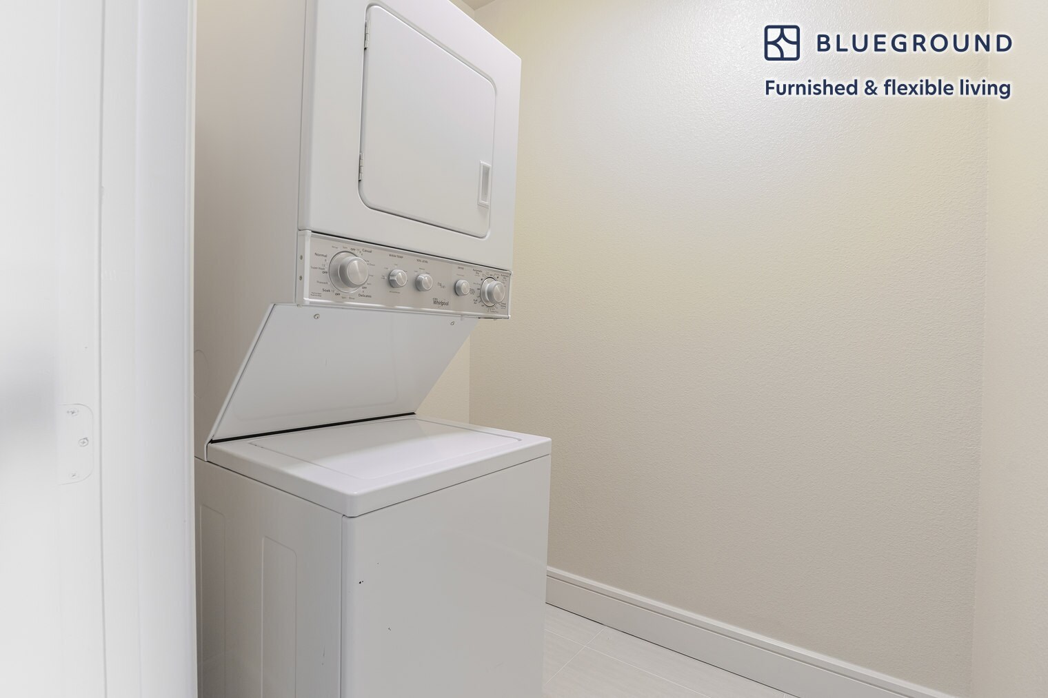 Building Photo - 214 Barton Springs Rd