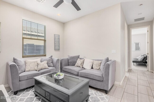 Building Photo - 11022 W Levi Dr