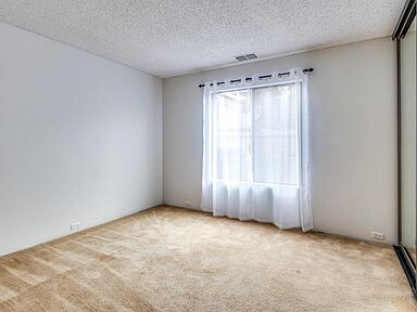 Building Photo - 11345 Volcano Ct