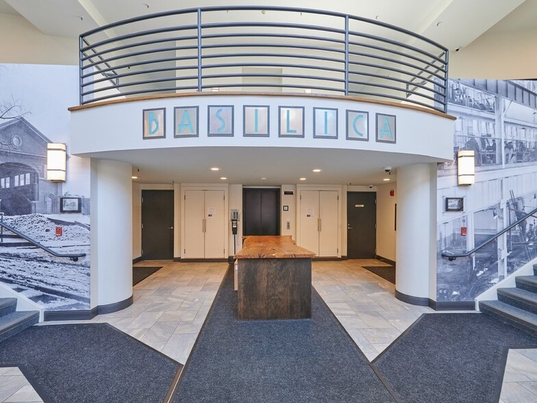 Building Photo - 106 13th St