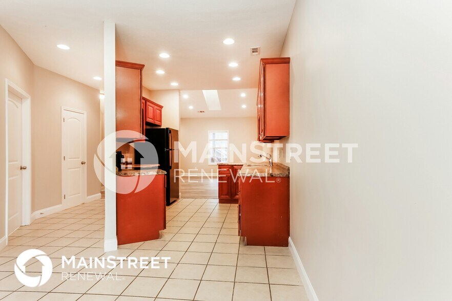 Building Photo - 7010 Echo Hill Way