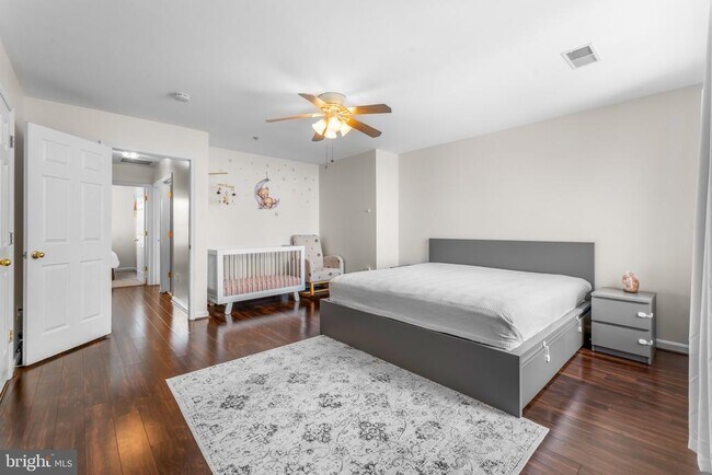 Building Photo - 2552 Blue Water Blvd