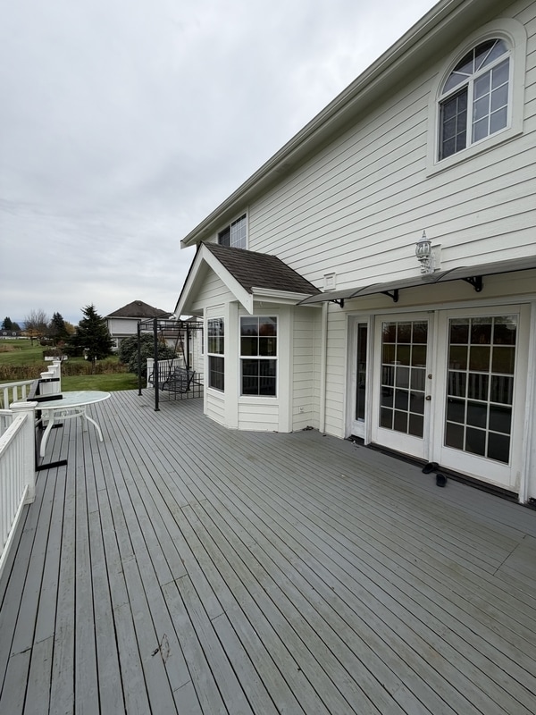 Building Photo - 700 Sunrise Dr