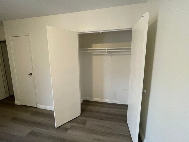 Building Photo - 3361 E Andy St