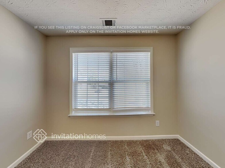 Building Photo - 2027 Pierce Way