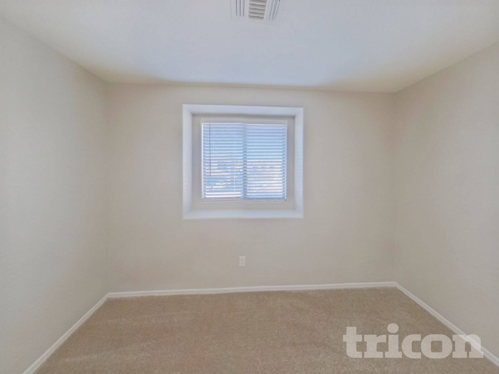 Building Photo - 8717 W Hammond Ln