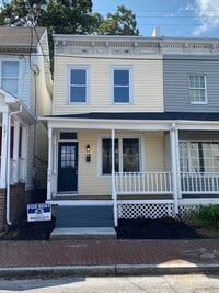 Building Photo - Renovated Three Bedroom VCU Area Home With Two Full Baths Available in August.