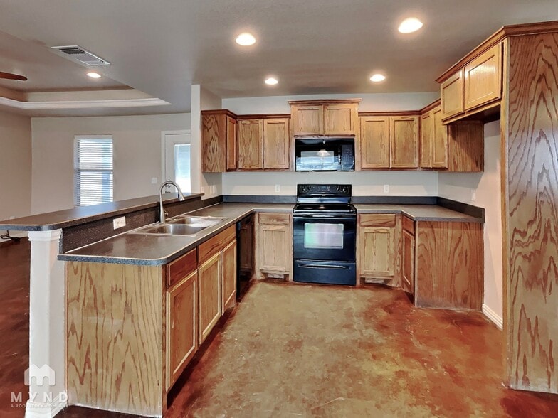 Building Photo - 125 Jolin Ln