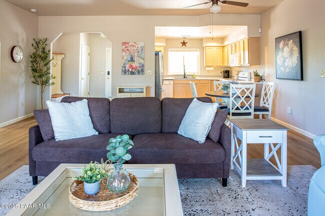 Building Photo - 7075 E Horizon Way