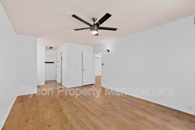 Building Photo - 10713 Towne Park Dr NE