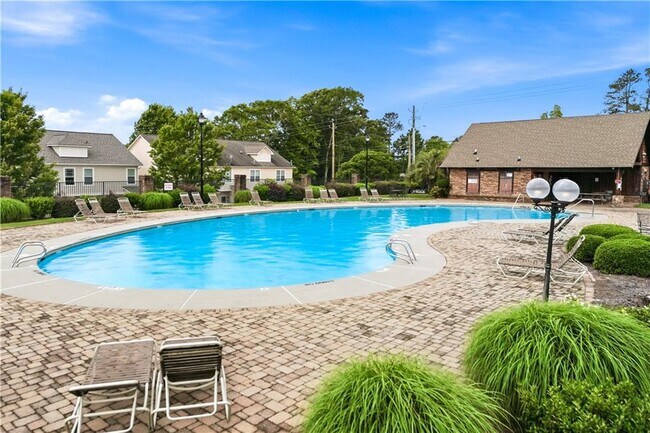 Building Photo - 211 Oconee River Cir