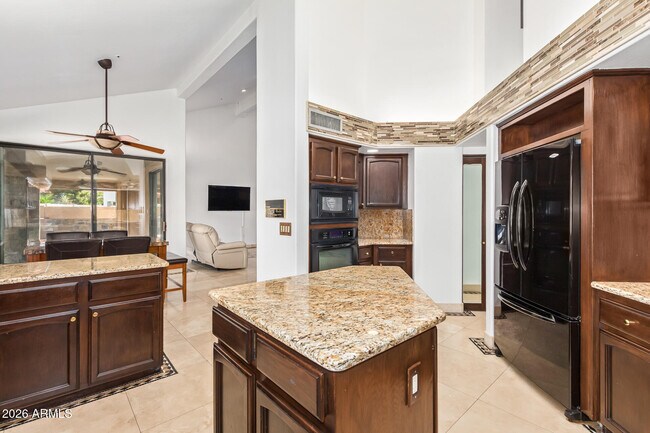 Building Photo - 9124 N 108th Way