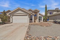Building Photo - 1445 Paseo De Flor St