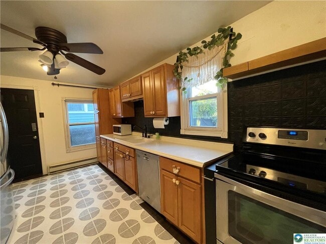 Building Photo - 735 2nd Ave