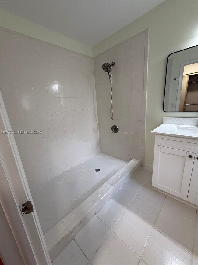 Building Photo - 3522 Torremolinos Ave