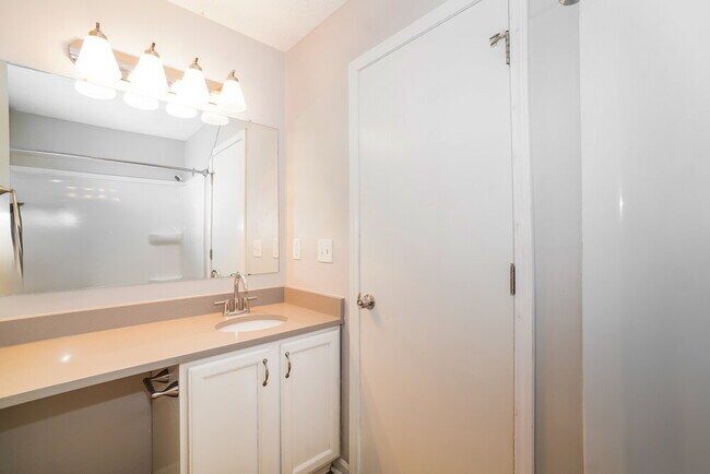 Building Photo - 5364 Whirlwind Cove Dr