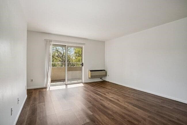 Building Photo - 1132 Morraine View Dr