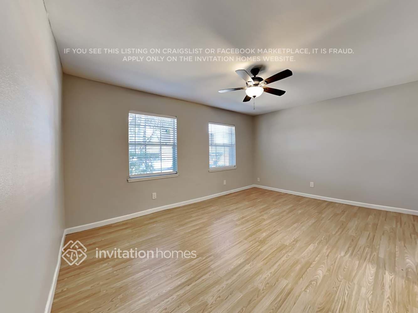 Building Photo - 502 Ivy Way